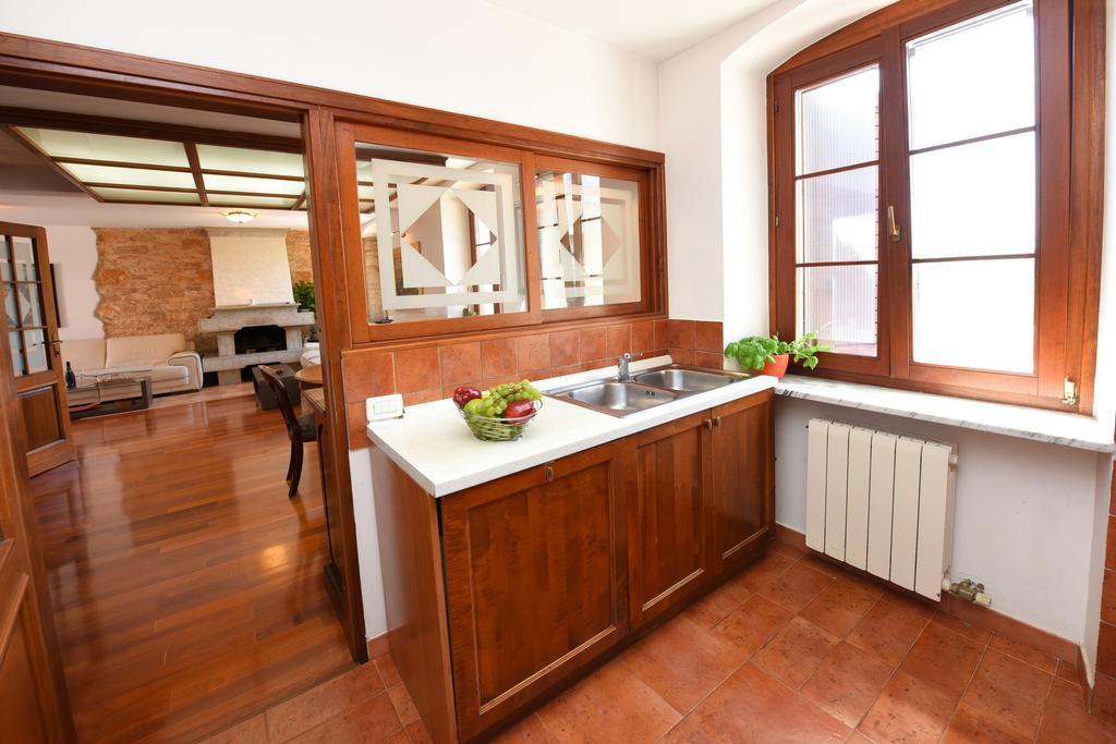 Apartment House Senna Пореч Экстерьер фото