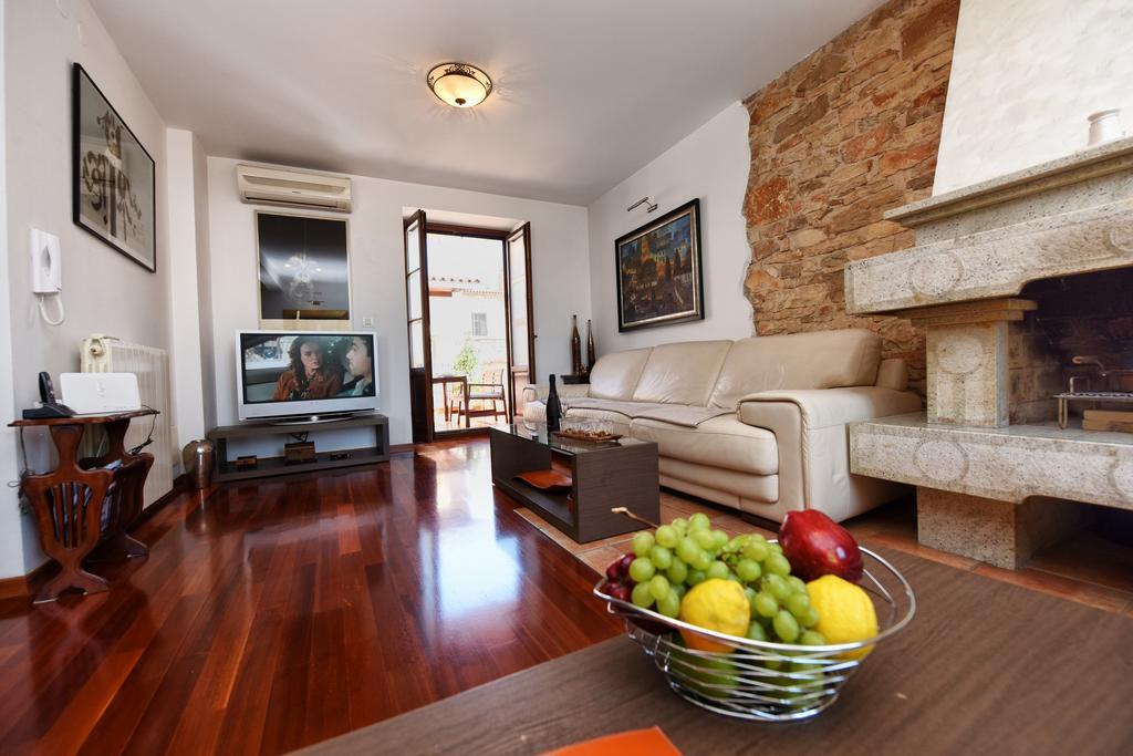Apartment House Senna Пореч Экстерьер фото
