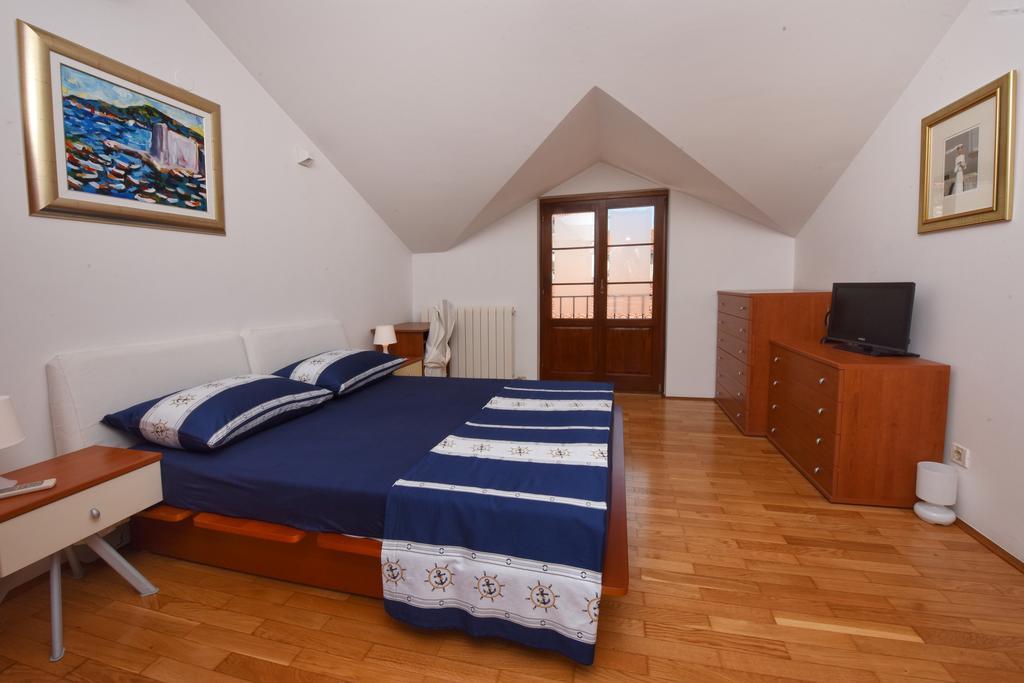 Apartment House Senna Пореч Экстерьер фото