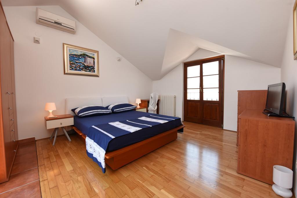Apartment House Senna Пореч Экстерьер фото